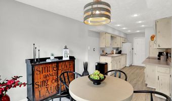 9394 Golden Leaf Way, Indianapolis, IN 46260