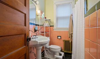 687 Myrtle Ave, Albany, NY 12208