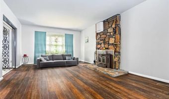 512 SLEEPY HOLLOW Dr, Alexander City, AL 35010