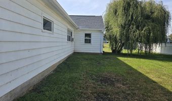 306 S 8TH Ave, Albany, IL 61230