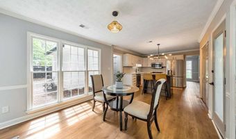 4929 Willow Crk, Woodstock, GA 30188