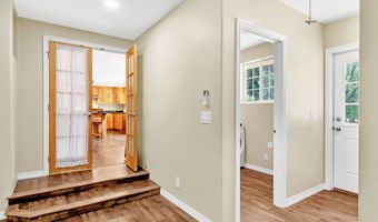 41800 MADRONE St, Springfield, OR 97478