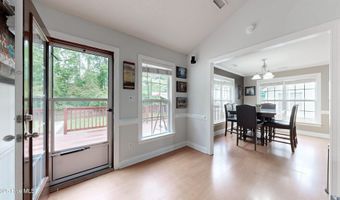 3840 Countryaire Dr, Ayden, NC 28513
