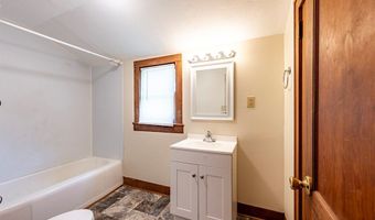703 A & B Adderton St, Americus, GA 31719