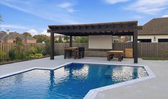 2529 University Club Dr, Baton Rouge, LA 70810