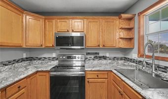 1003 Lisa Ct, Baldwin City, KS 66006