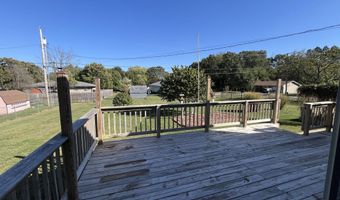 1220 Tyler St, Aurora, MO 65605