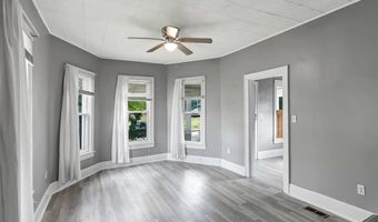 907 Hawley Ave, Alton, IL 62002