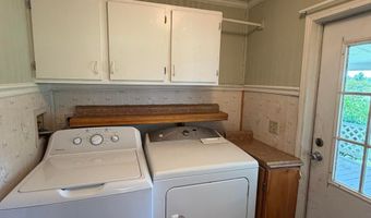 723 Pineville Rd, Atmore, AL 36502