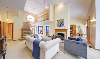 825 Brookside Dr, Ann Arbor, MI 48105