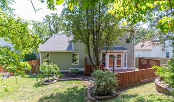 1048 Oak Glen Cir, Ballwin, MO 63021