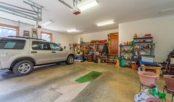 750 Double Springs Dr, Almond, NC 28702