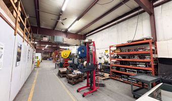 10 Denlar Dr, Chester, CT 06412