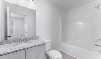831 Massachusetts Ave, Bentonville, AR 72713