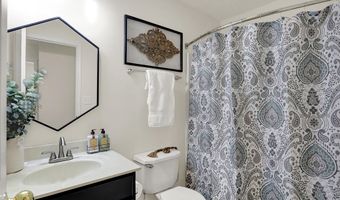 1906 Spring Beauty Dr, Avon, IN 46123