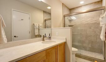2140 Atwood Dr, Anchorage, AK 99517