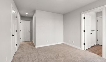 N9239 LAURA Street, Appleton, WI 54915