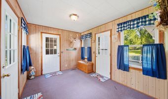 7625 W US 223 Hwy, Adrian, MI 49221