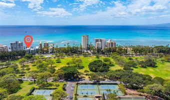 2957 Kalakaua Ave 415, Honolulu, HI 96815
