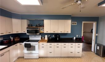 607 S 2nd St W, Baker, MT 59313