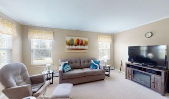 4 Bow Center Rd B-3, Bow, NH 03304