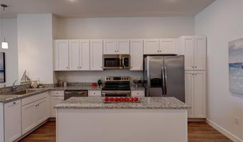 29 Burgess Pkwy 304, East Providence, RI 02914