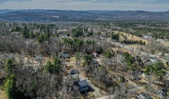 92 Pinewood Ave, Bethlehem, NH 03574