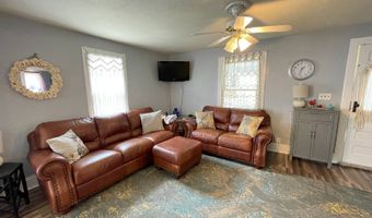 402 S Clark St, Bassett, NE 68714