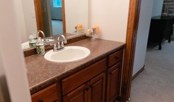 W6548 ETHAN Drive, Appleton, WI 54915