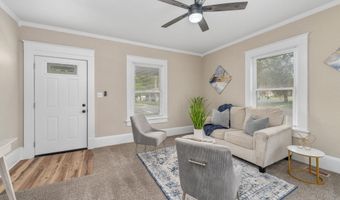 1028 Dearborn St, Augusta, KS 67010