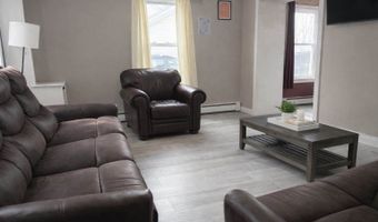 53 Fifteenth St, Bangor, ME 04401