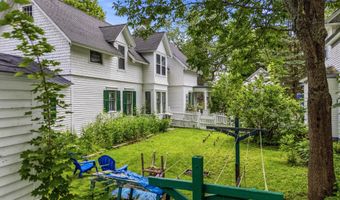 28 Chapel St, Augusta, ME 04330