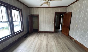 427 E 15th St, Baxter Springs, KS 66713