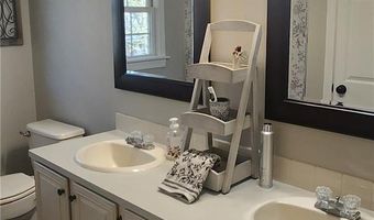 54 Sefton Dr, Bristol, RI 02809
