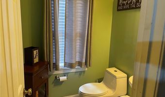 2339 Hickory Forest Dr, Asheboro, NC 27203