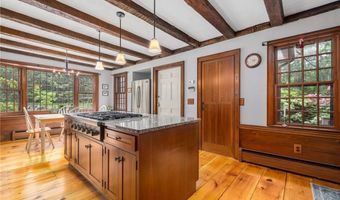 2381 Middle Rd, East Greenwich, RI 02818