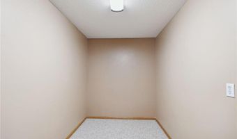 14208 Heritage Ln, Apple Valley, MN 55124