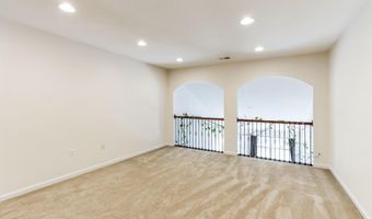41673 MCMONAGLE Sq, Aldie, VA 20105