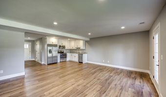114 N Elm Grove Ave, Bardstown, KY 40004