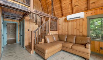 230 Big Barndoor Is, Alton, NH 03810