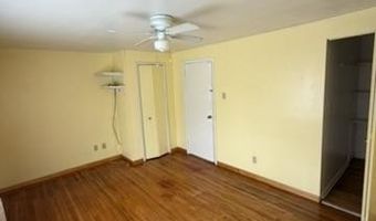 706 Mohawk St, Allentown, PA 18103
