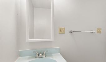 1 Jared Ct, North Providence, RI 02911