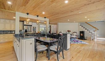 15 Pepperell Rd, Brookline, NH 03033
