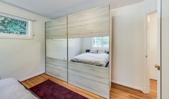 6515 E HALBERT Rd, Bethesda, MD 20817