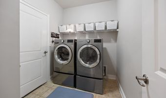 81 Fieldstone Ln 81, Beacon Falls, CT 06403