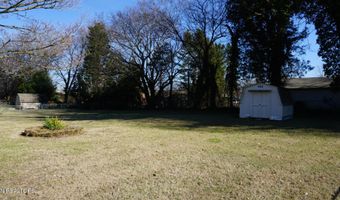 867 Westgate Dr, Alcoa, TN 37701