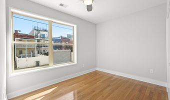 610 NEWTON Pl NW 4, Washington, DC 20010