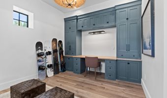 926 E Autumn Dr, Brian Head, UT 84719