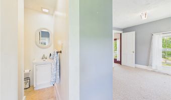 2934 College St, Austinburg, OH 44010