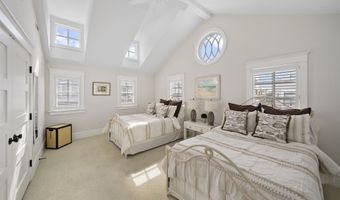 19 Sea Gull Dr, Avalon, NJ 08202